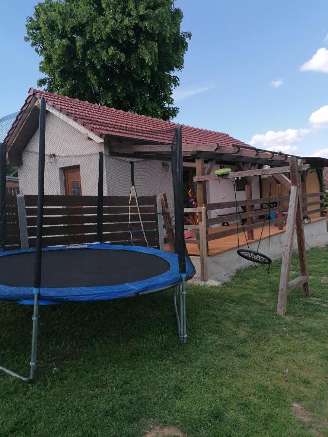 Chaloupka U Montyho Villa Vavrinec  Bagian luar foto
